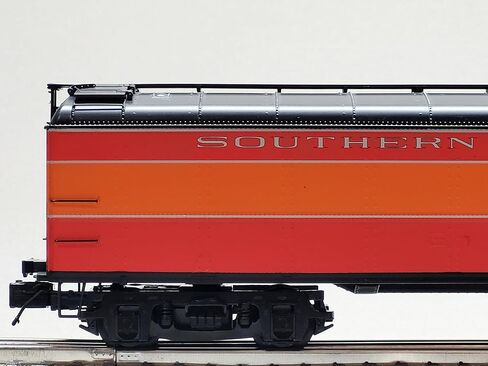 م.ث. القطارات الكهربائية MTH Premier Southern Pacific R50B Express Reefer #6774 O Gauge 20-94752-6774 in Kuwait