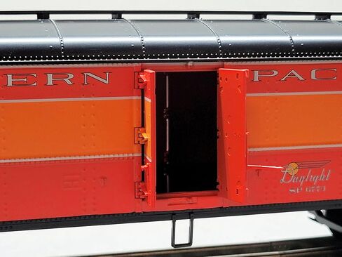 م.ث. القطارات الكهربائية MTH Premier Southern Pacific R50B Express Reefer #6774 O Gauge 20-94752-6774 in Kuwait