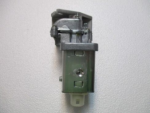 1963-64 Corvette head light motor, passengers side, new in Kuwait
