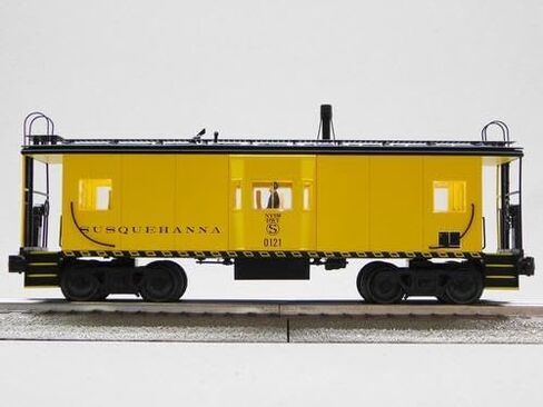 ليونيل سسكويهانا باي ويندو كابوز #0121 O Gauge Train CAR 2526720 in Kuwait