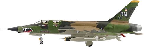 هواية ماستر | نسخة طبق الأصل من الطائرات العسكرية بمقياس 1:72 | F-105F قارب عرض النهر الأحمر 63-8331، 354 TFS:355 TFW، Takhki RTAFB | الموديل HA2523 in Kuwait