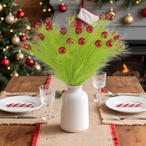 Hananona 30pcs 15 "عيد الميلاد اللقطات والبخاخات شجرة عيد الميلاد حشو الأخضر مجعد ينبع الخضراء مع الكرة الحمراء عيد الميلاد ينبع الاصطناعي لديكور craftstree، الحشو زهرية، ديكورات المنزل (30، الأخضر) in Kuwait