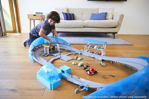Mattel Disney Pixar Cars Ultimate Florida Speedway Track Set with Lightning McQueen Car and Motorized Booster, 5 Feet Long, Toy Gift for Kids in Kuwait