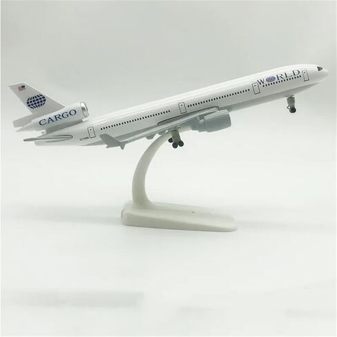 Simulation 1:400 USA Cargo MD-11 Airlines Metal Airplane Model for Home Office Decoration in Kuwait