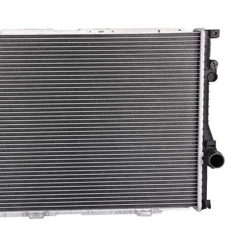 مشعاع ALEGE ومروحة تبريد مناسبة لـ 2001-2003 لسيارات BMW 525i 2001-2003 لسيارات BMW 530i، استبدل OE:611240 in Kuwait