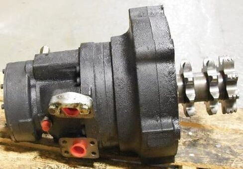 Solarhome New Final Drive Motor 7253515 Compatible with Bobcat A770 S630 S650 S740 S750 S770 in Kuwait