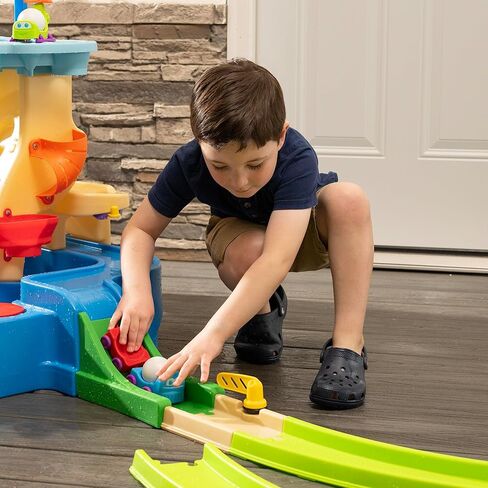 Step2 Putt & Splash Adventure Center, Kids Water Tower, Mini Golf Playset, 33 Accessories, Clubs, Golf Balls, Ages 1.5+ Years in Kuwait