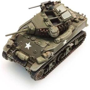 M5A1 Stuart Light Tank Stowage 1 1/87 Scale Finished Model Tank (387.79-S1) in Kuwait