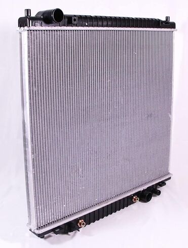 New Replacement Radiator For Ford F250 F350 Super Duty 6.8L 7.3L 4C3Z8005EB in Kuwait