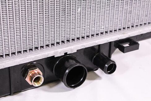 New Replacement Radiator For Ford F250 F350 Super Duty 6.8L 7.3L 4C3Z8005EB in Kuwait