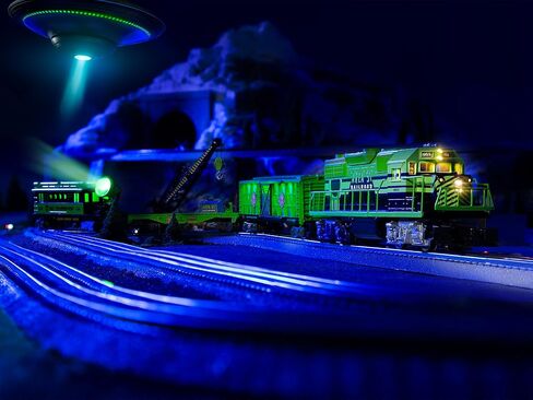 Lionel Area 51 UFO Recovery O Gauge Train Set Bluetooth 5.0 LionChief Electric Set – Remote Control Train, App Control, FasTrack, Sounds & Lights, Age 14+ in Kuwait