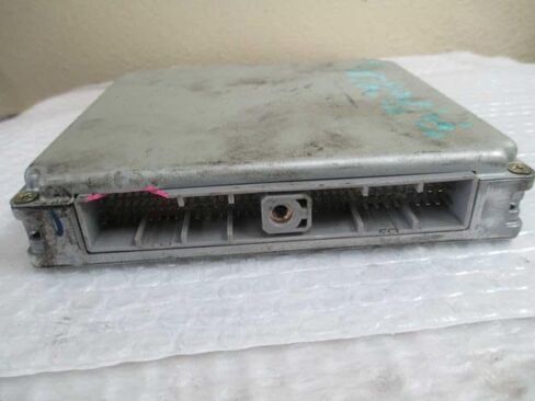 1998 98 Infiniti I30 Engine ECM Control Module A18-J08 E5Y A18J08E5Y in Kuwait