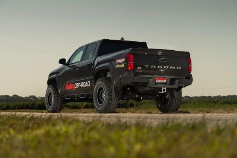 طقم عادم Flowmaster 818177 Outlaw Extreme Cat-Back مقاس 3 بوصات 409 من الفولاذ المقاوم للصدأ باللون الأسود بنمط تفريغ فردي عالي التخليص متوافق مع 2024 Toyota Tacoma 2.4L in Kuwait