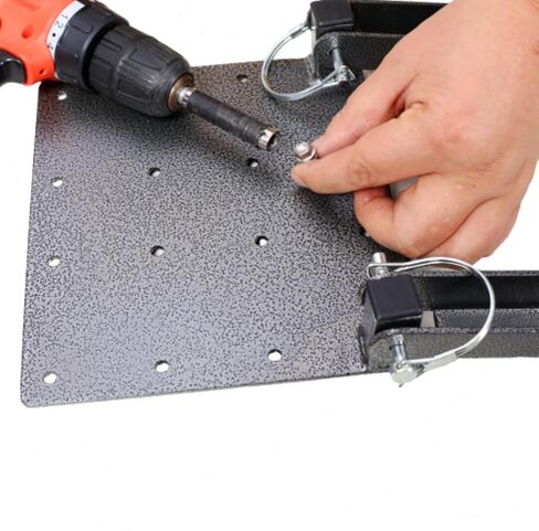 سلم الباب الخلفي لشاحنة الالتقاط، خطوات الباب الخلفي قابلة للطي لشاحنة الالتقاط مع مسامير سداسية من الفولاذ المقاوم للصدأ ذاتية الحفر لسهولة التركيب، ألواح مقبض من الألومنيوم المتين، أقدام سلم مطاطية قوية in Kuwait