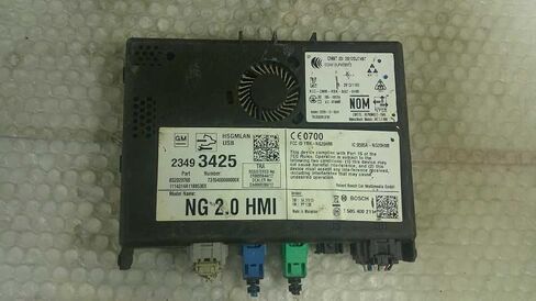 حزمة معلومات-GPS-tv تناسب 15-16 عامًا ومتوافقة مع ATS Canyon Tahoe Colorado Impala 23493425 in Kuwait