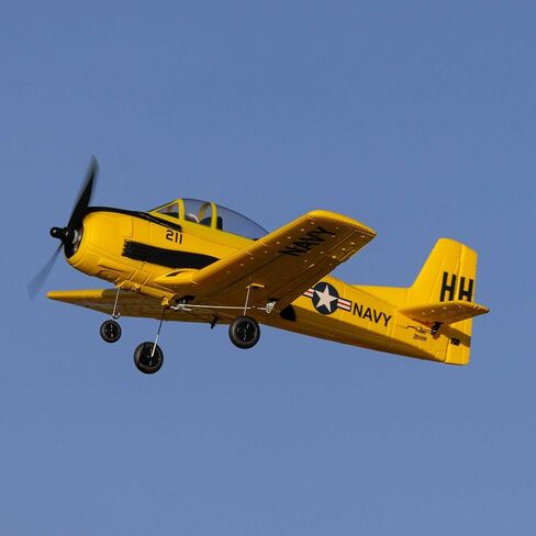 HobbyZone RC Airplane T-28 Trojan 450mm RTF (كل ما يلزم للطيران متضمن) مع خزنة، HBZ-1228 in Kuwait