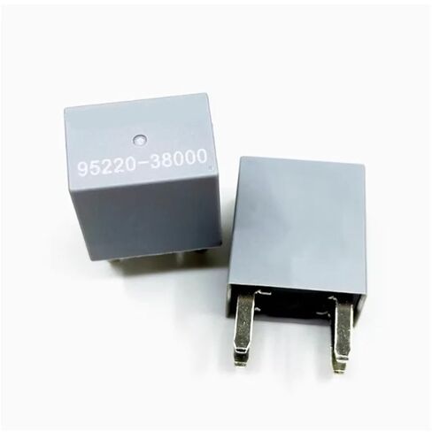 1PCS 95220-38000 12V 4Pin Automotive Headlight Relay in Kuwait