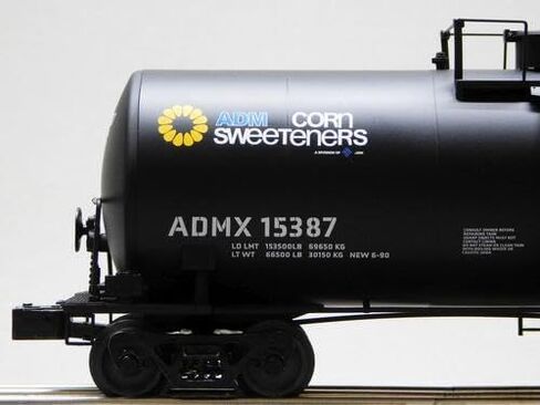 Lionel ADM 40' Tank CAR #15387 O Gauge Train CAR 2542361 in Kuwait
