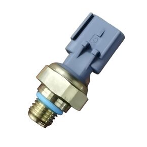 Oil Pressure Sensor, 4928594 4921746 68002442AA Foton Cummins Engine Sensor with Sealing Rubber Ring, High Temperature Resistant 3 Pin Standard Modification Accessories (Multicolored) in Kuwait