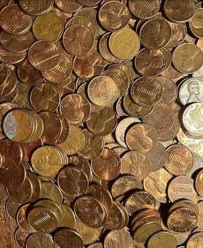 حقيبة منخفضة الجودة بحجم 2 رطل بكميات كبيرة، سعر مخفض، البنسات النحاسية قبل عام 1982: 95% من البنسات التذكارية لنكولن التذكارية in Kuwait