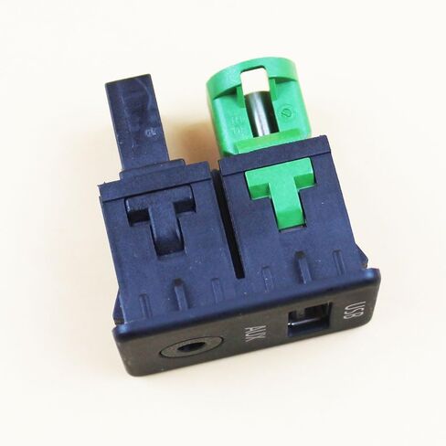 اكسسوارات السيارات التصميم AUX USB التبديل ميناء لوحة 3CD 035 249A لشركة فولكس فاجن باسات B6 B7 جولف MK5 MK6 RCD510 RNS310 استبدال in Kuwait