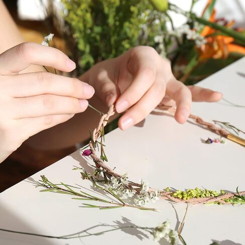 Kikkerland Huckleberry Make Your Own Fresh Flower Necklace, Genuine Leather in Kuwait