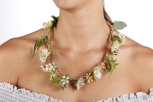 Kikkerland Huckleberry Make Your Own Fresh Flower Necklace, Genuine Leather in Kuwait