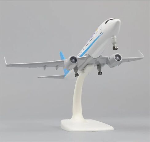 Miniature Scale Metal Aircraft Model 20 Cm 1 400 Happy Air B737 Toys Collectibles Birthday Gifts Flying Toy Game Kits in Kuwait