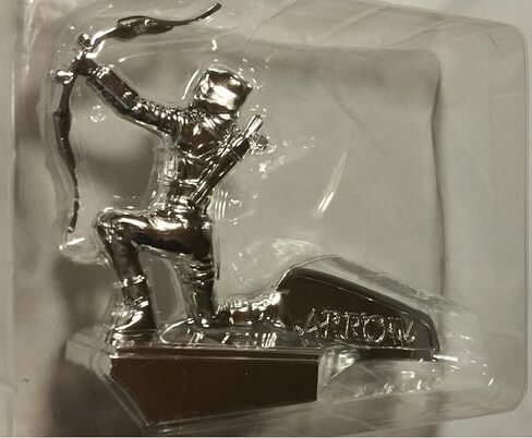 Hoodies Loot Crate Exclusive 2016 The Green Arrow Collectible Auto Hood Ornament in Kuwait