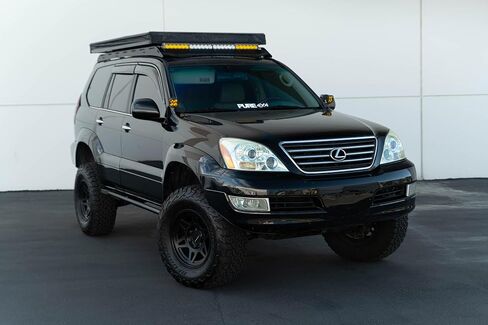 DV8 Offroad FS-15 Rock Sliders لسيارة Lexus GX 470 2003-2009 | تصميم متين بإطار ثلاثي النقاط | تصميم أنبوب مزدوج لتوفير أقصى قدر من الحماية | عالية وضيقة لمزيد من التخليص in Kuwait