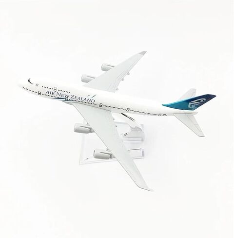 Miniature Scale 1 400 Air New Zealand Boeing 747 Aircraft Model Metal Simulation Airliner Flying Toy Game Kits in Kuwait