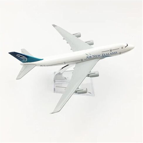 Miniature Scale 1 400 Air New Zealand Boeing 747 Aircraft Model Metal Simulation Airliner Flying Toy Game Kits in Kuwait