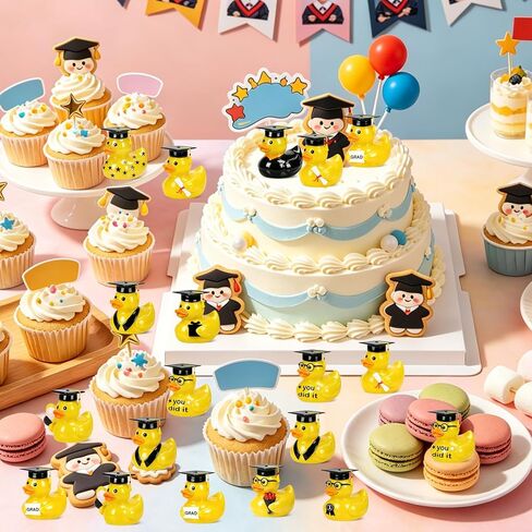 120 قطعة من بط التخرج الصغير من الراتينج 10 أشكال بط صغيرة مع قبعة تخرج كبيرة من البط الأصفر فئة 2026 لحفلات التخرج كهدية مصنوعة يدويًا لديكور بيت الدمى in Kuwait
