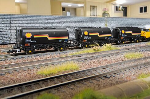 Hornby TT TT6035 TTA Tanker triple pack Shell, Black in Kuwait