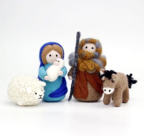 4PCS Needle Felting Art Kit DIY Crafts Mother's Day Hobby Kit with Felting Supplies Needles Wool and Tools for Beginners (Herder Couple,Sheep,Donkey) in Kuwait