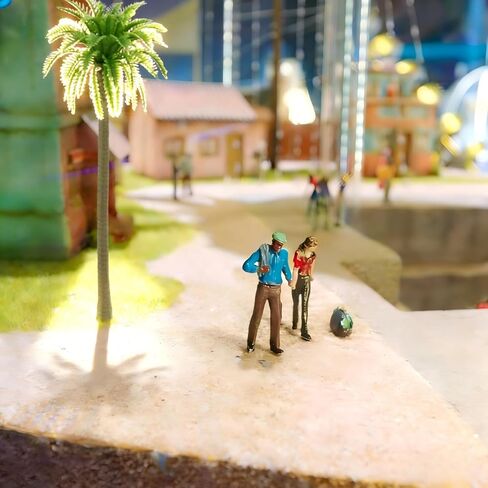 VICDUEKG 12 قطعة من أشجار النخيل المصغرة 1.2-6.3 بوصة نماذج مختلطة من الأشجار Diorama لوازم أشجار بلاستيكية صغيرة وهمية خضراء طبيعية لمشروع التخطيط المعماري لمشهد القطار DIY in Kuwait