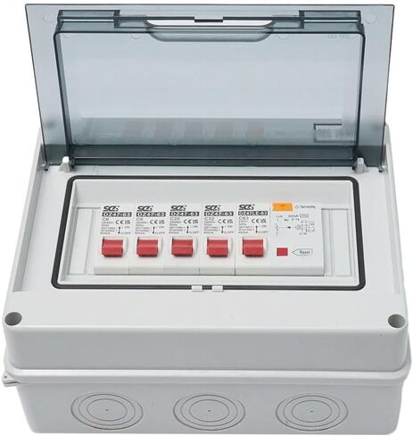 وحدة استهلاكية ذات 4 اتجاهات مع RCD و4 MCB، صندوق مصهر مقاوم للماء IP66 لعربة سقيفة المرآب للقافلة، لوحة قاطع دائرة 63 أمبير 30 مللي أمبير in Kuwait