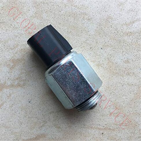 Reversing Lamp Switch Assy DG9Z-15520-A CM5Z-15520-B Back Up Lamp Switch XS4T-15520-AA XS4T-15520-AD CM5T-15520-AA 3S7T-15520-AA 30774465 31219025 in Kuwait