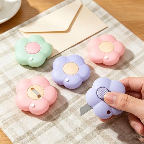 15 Pcs Mini Utility Knives Cute Flower Shaped Box Cutter Retractable Letter Opener Portable Cutter with Hole for Office Home Use in Kuwait