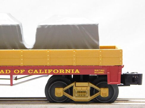 Lionel California Gold Mountain Gondola with Covered Load 2323130-G in Kuwait