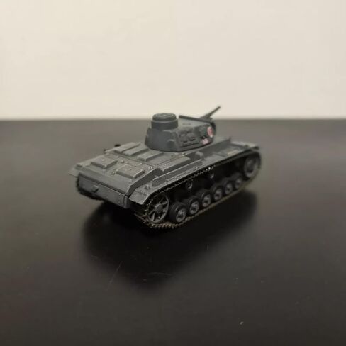 مجموعة نماذج دبابة طراز Diecast 1/72 من الحرب العالمية الثانية للجيش الألماني Sd.Kfz.141 Panzer III G in Kuwait