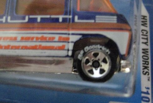 Hot Wheels 2010 GMC Motorhome HW City Works BF Goodrich WHEELS #116 in Kuwait