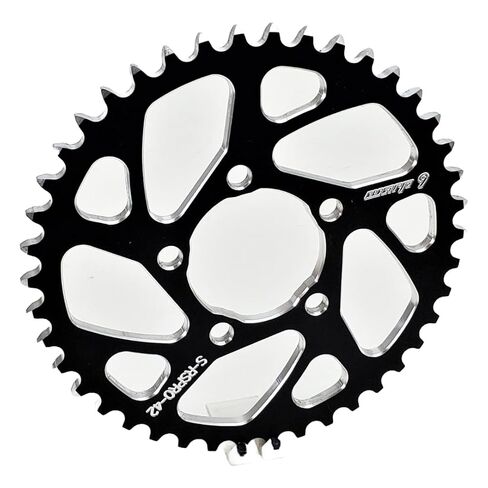 Warp 9 E-Moto Sprocket، Surron، Talaria، E-Ride Pro، 79 دراجة، مقاسات عديدة، 40، 42، 48، 50، 52، 54، 58، 60، 62. أسود، ألومنيوم خام. عزم دوران أفضل بكثير. in Kuwait