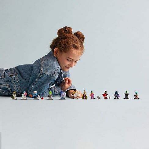 Complete Lego Mini Figures Series 26 Space with 12 Collectible Figures (71046 12x), Complete Series 26 Space (New), CMF in Kuwait