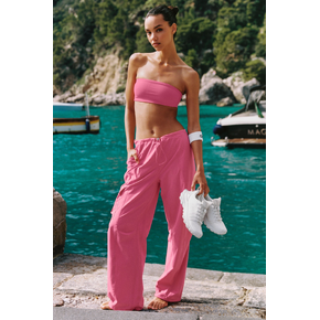 Alo Yoga Low Rise Megastar Cargo Pant - Paradise Pink in Kuwait