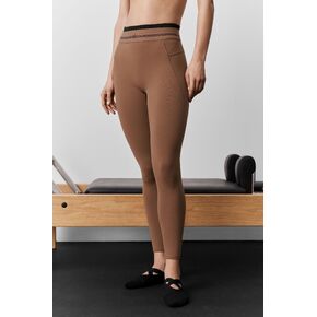 Alo Yoga Airbrush عالي الخصر 7/8 Better Together Leggings - Sun Kissed بني/أسود in Kuwait