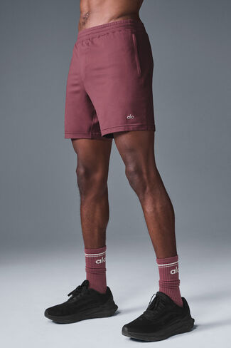 Alo Yoga 7" Conquer React Performance Short - Burgundy Truffle in Kuwait