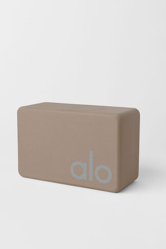 Alo Yoga Uplifting Yoga Block - Gravel - Gravel / One Size in Kuwait