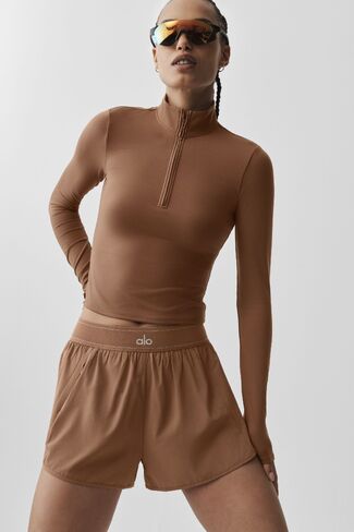 Alo Yoga ALO Softsculpt Precision 1/4 Zip Long Sleeve - Sun Kissed Brown in Kuwait