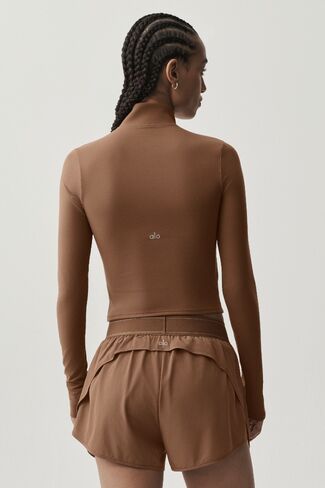 Alo Yoga ALO Softsculpt Precision 1/4 Zip Long Sleeve - Sun Kissed Brown in Kuwait